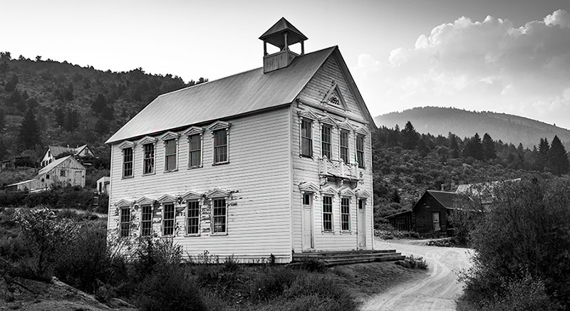 DSC 1775-3-bw